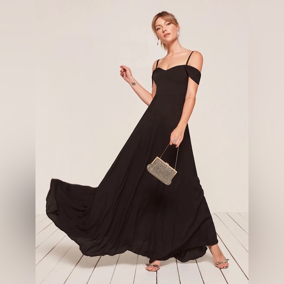 Reformation Dresses & Skirts - Reformation NWOT Black Poppy Off-Shoulder Maxi Dress (Size 6)